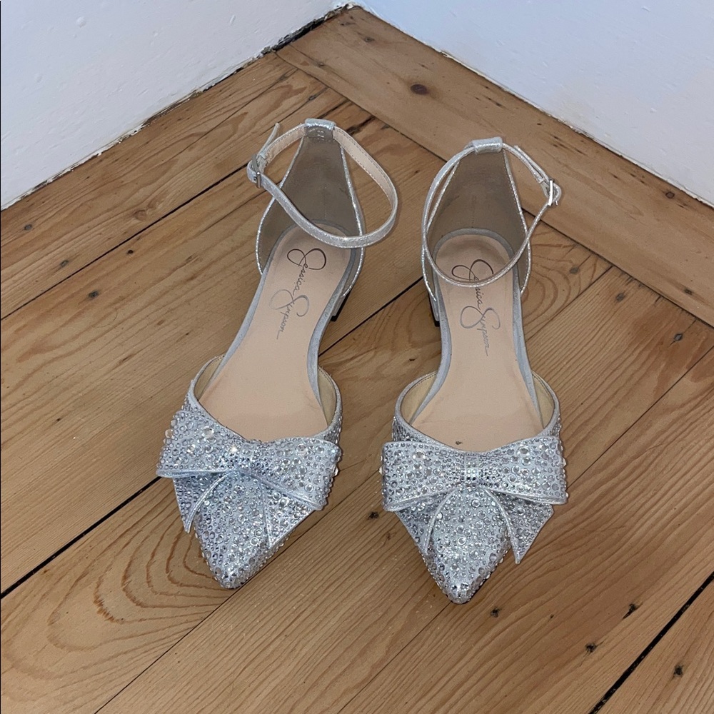 Jessica Simpson Silver Bow Flats